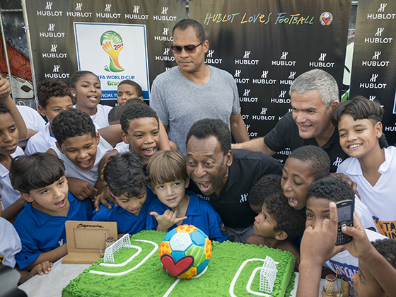 HUBLOT LOVES FOOTBALL